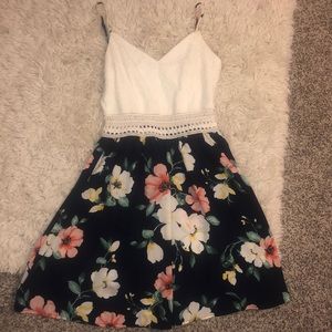altar’d state floral dress size small